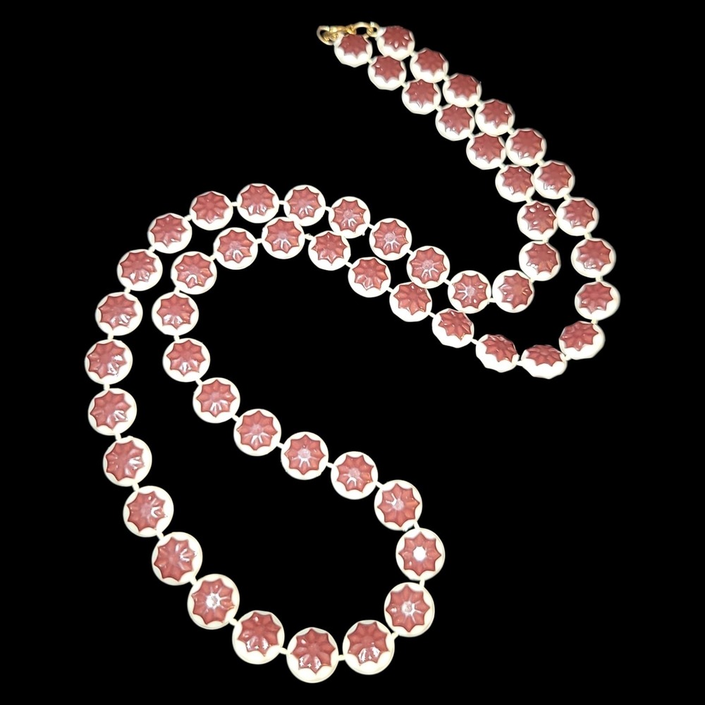 Vintage Plastic Bead Necklace White Maroon Molded Flower Disc 24 Inch‎ Retro